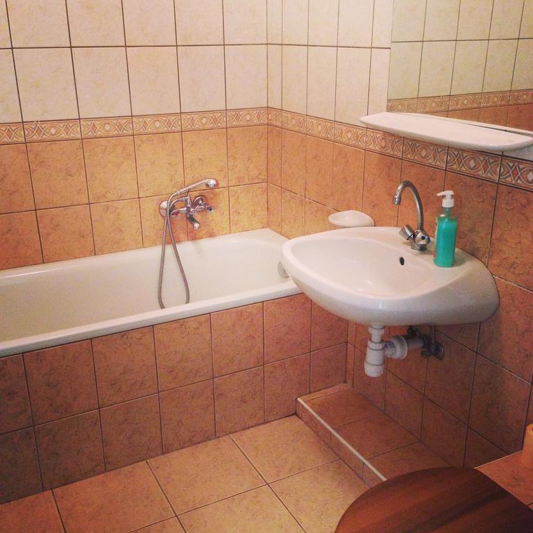 Tuenderpart Apartment Eger Quarto foto