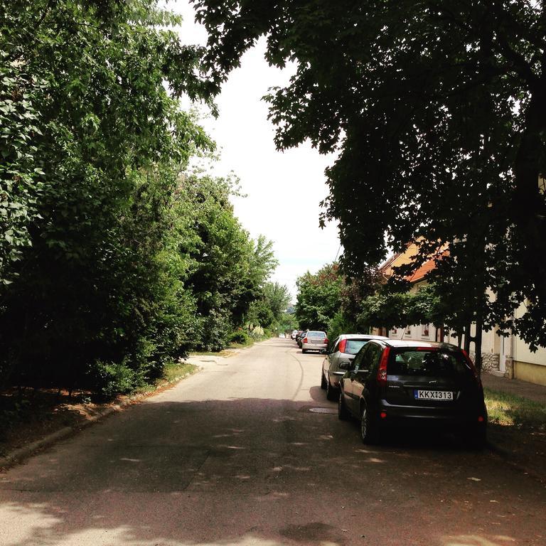 Tuenderpart Apartment Eger Quarto foto